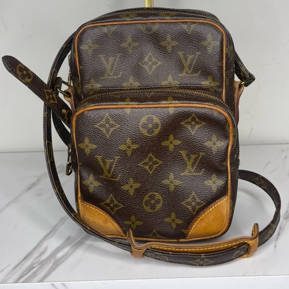 Louis Vuitton Monogram Amazon crossbody bag - Picture 3 of 14